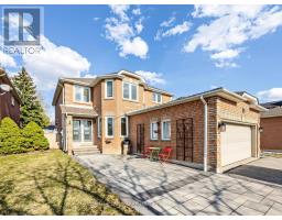887 COLLEGE MANOR DRIVE, Newmarket, Ontario