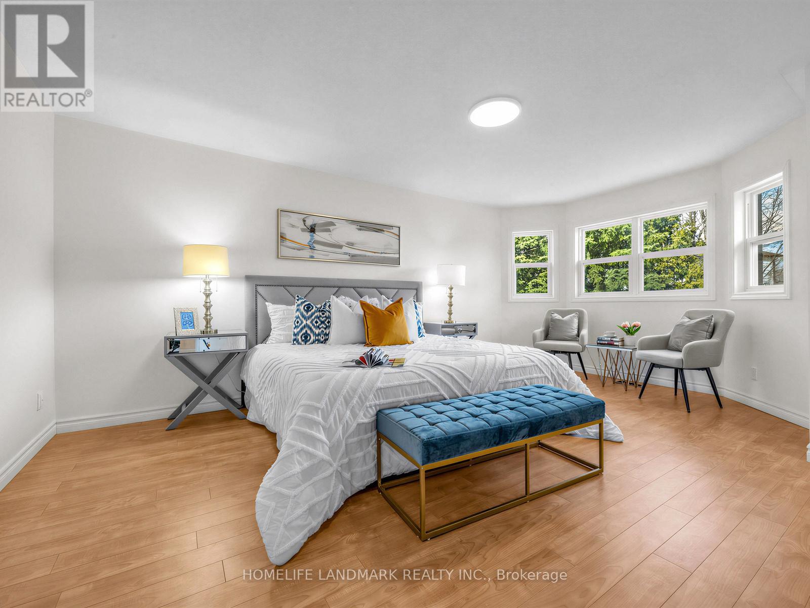 887 College Manor Drive, Newmarket, Ontario  L3Y 8G9 - Photo 10 - N12980712