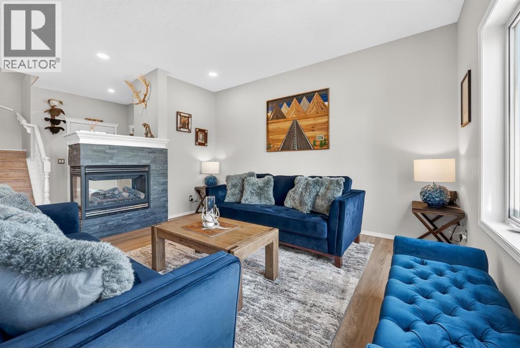 44 Bow Ridge Drive, Cochrane, Alberta  T4C 1V5 - Photo 12 - A2300438