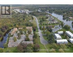 UNIT 4 - 4 PARADISE BOULEVARD, Ramara, Ontario