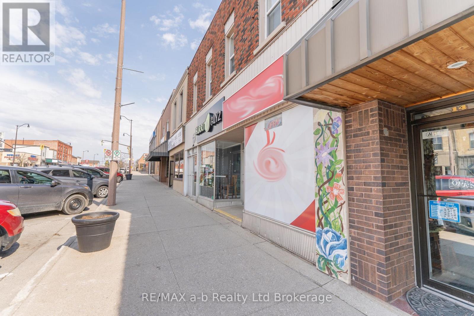 148 Broadway Street, Tillsonburg, Ontario  N4G 3P8 - Photo 8 - X12980366