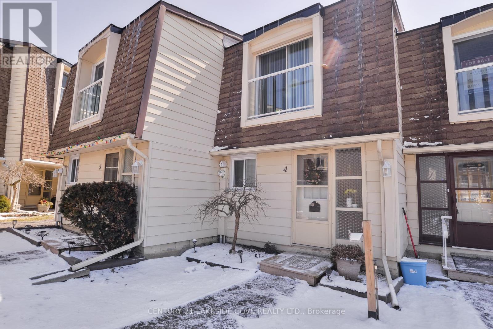 Unit 4 - 4 Paradise Boulevard, Ramara, Ontario  L0K 1B0 - Photo 6 - S12982464