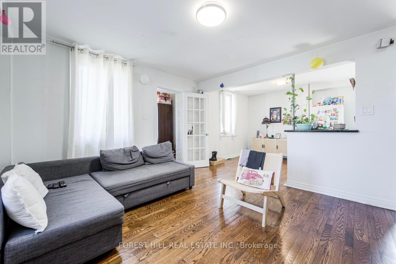 19 Troy Street, Mississauga, Ontario  L5G 1S6 - Photo 20 - W12982814