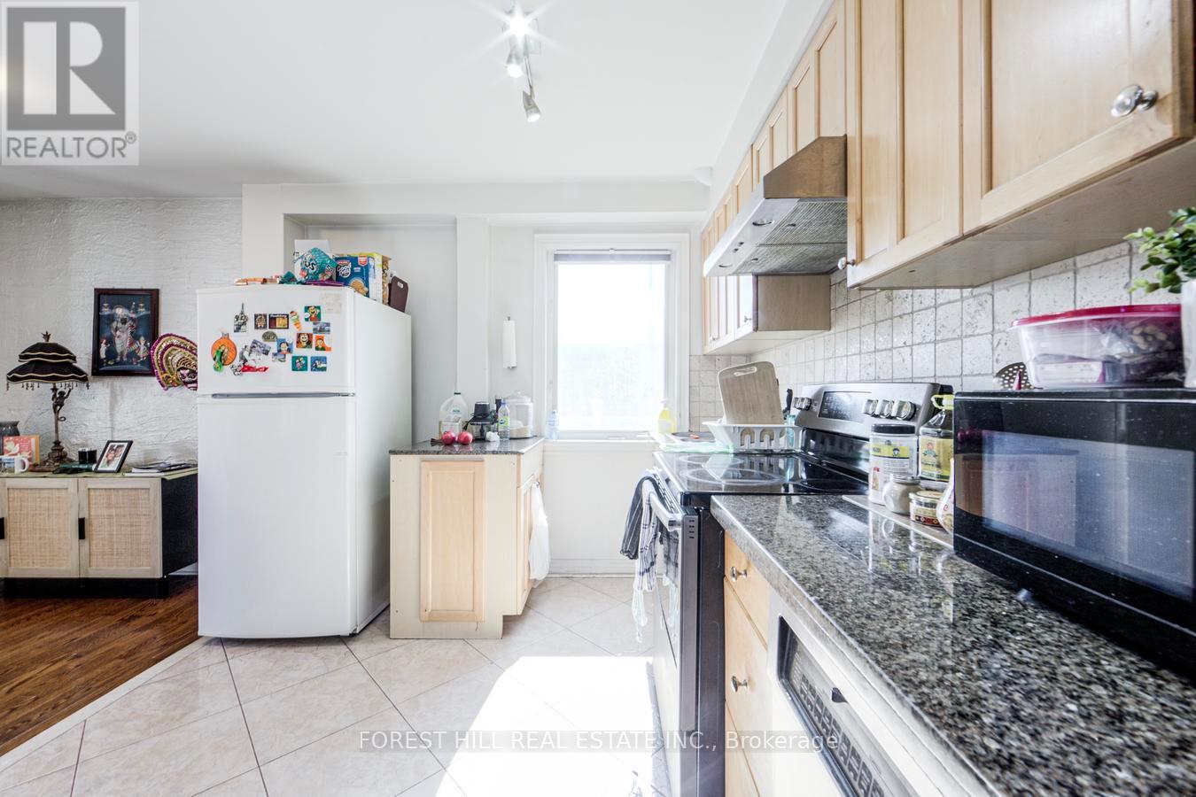 19 Troy Street, Mississauga, Ontario  L5G 1S6 - Photo 26 - W12982814