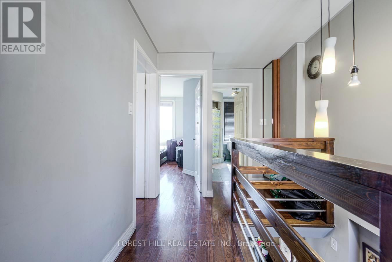 19 Troy Street, Mississauga, Ontario  L5G 1S6 - Photo 27 - W12982814