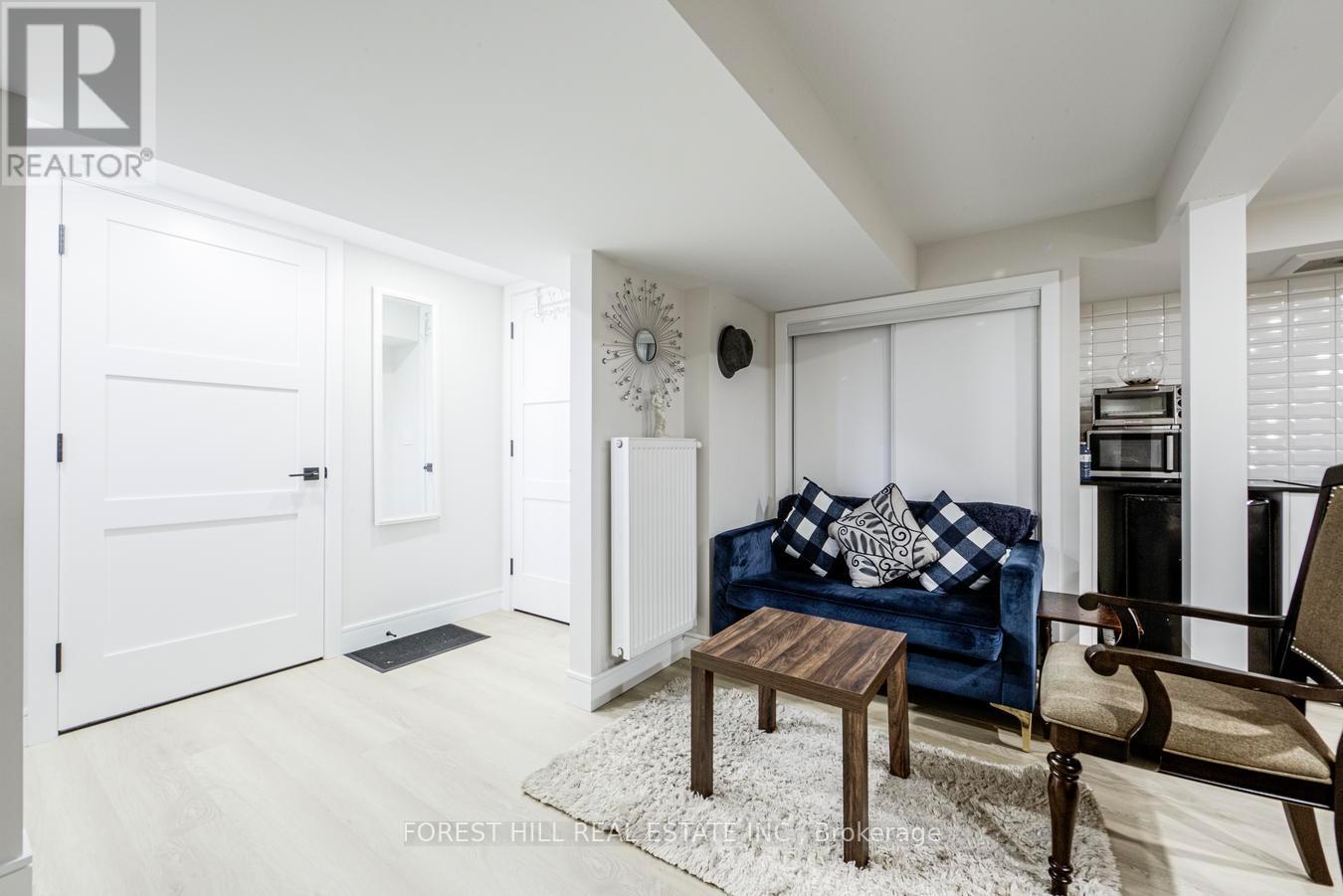 19 Troy Street, Mississauga, Ontario  L5G 1S6 - Photo 40 - W12982814