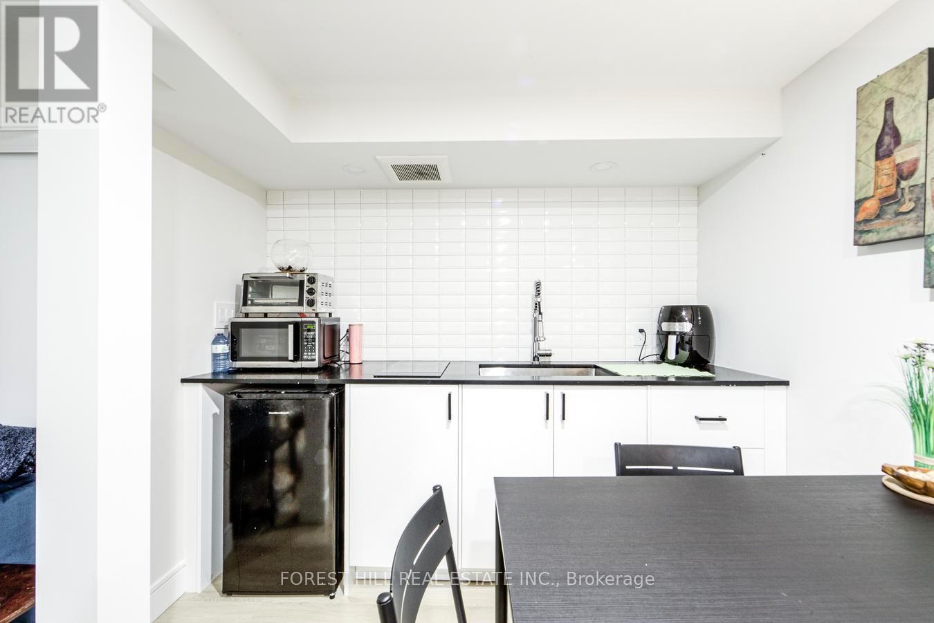 19 Troy Street, Mississauga, Ontario  L5G 1S6 - Photo 42 - W12982814