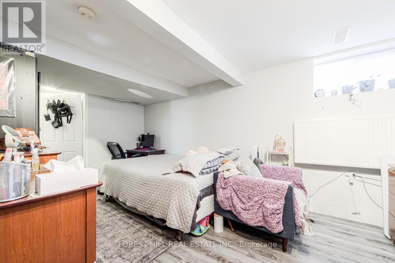 19 Troy Street, Mississauga, Ontario  L5G 1S6 - Photo 48 - W12982814