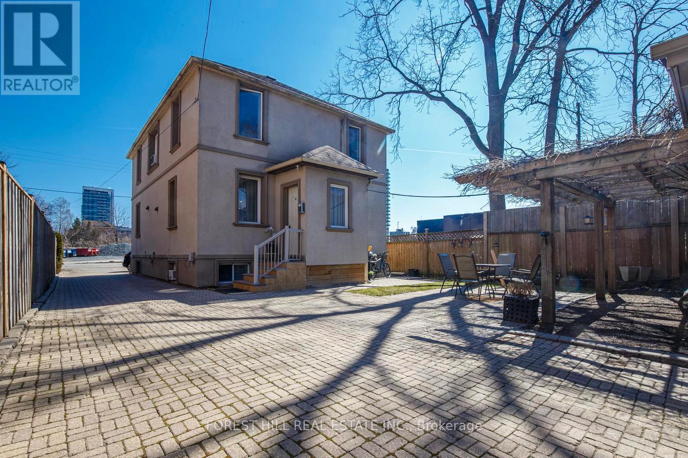 19 Troy Street, Mississauga, Ontario  L5G 1S6 - Photo 50 - W12982814