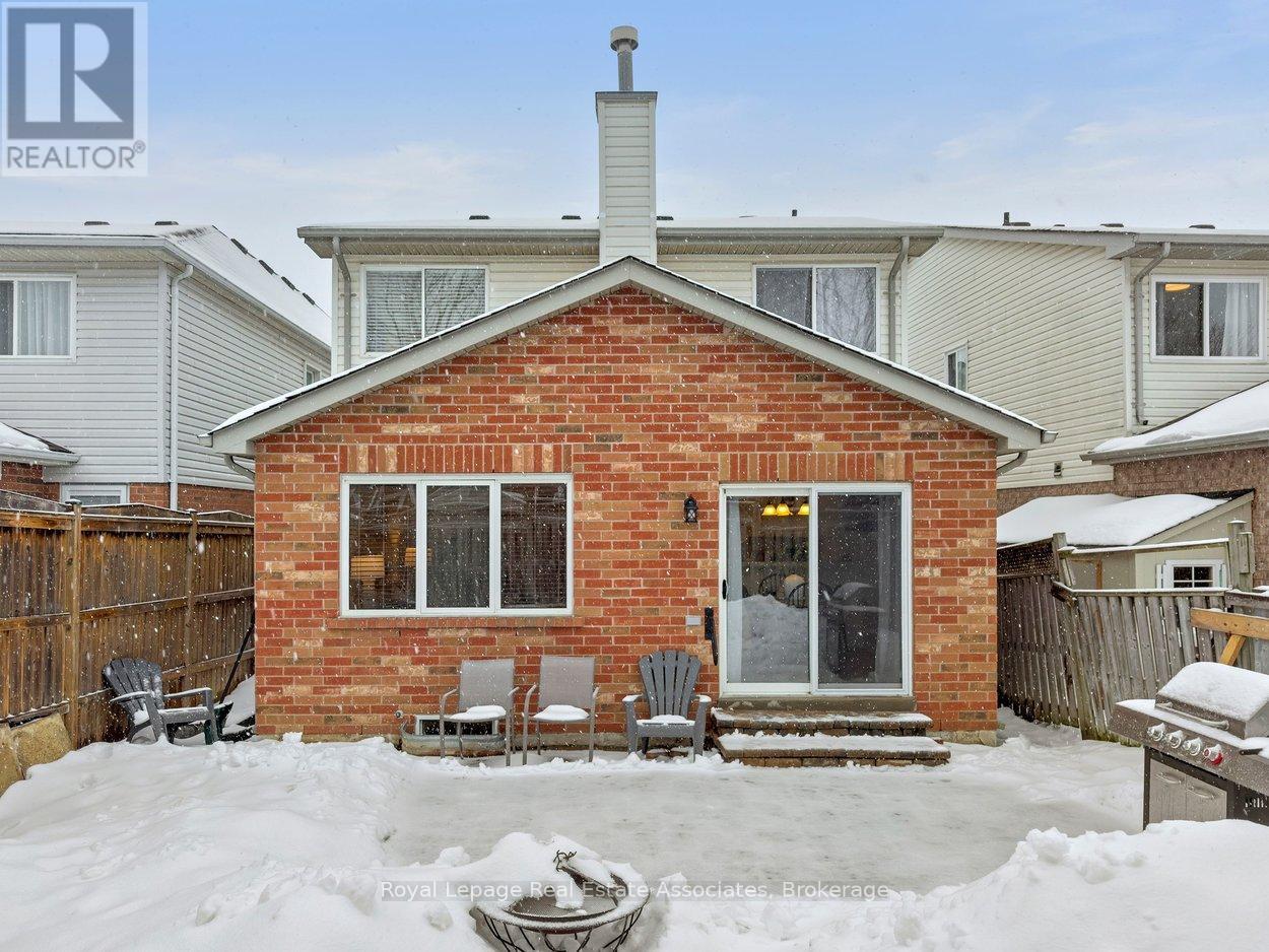 42 Harriet Street, Halton Hills, Ontario  L7G 5W7 - Photo 43 - W12982820