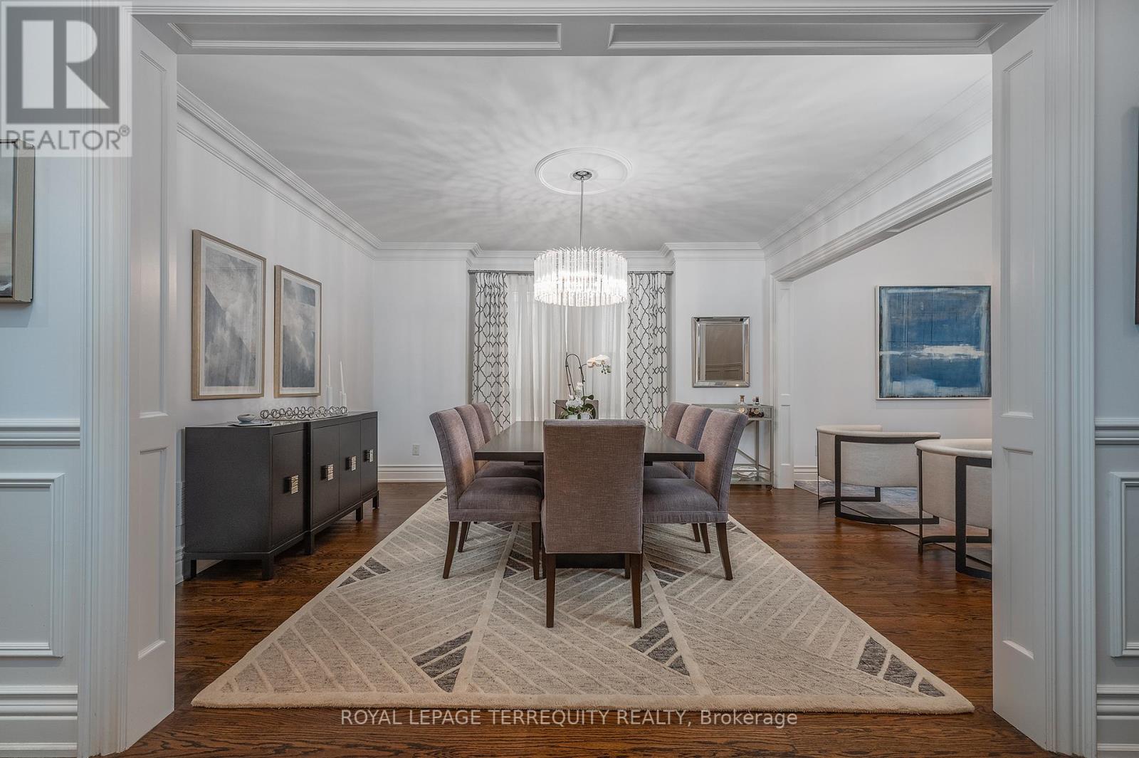 11 Chestnut Hills Parkway, Toronto, Ontario  M9A 3P7 - Photo 11 - W12982828