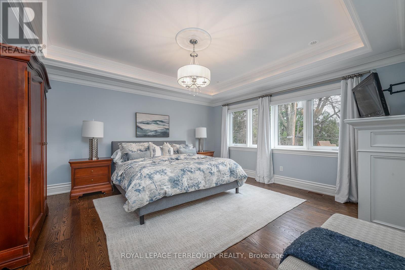 11 Chestnut Hills Parkway, Toronto, Ontario  M9A 3P7 - Photo 25 - W12982828