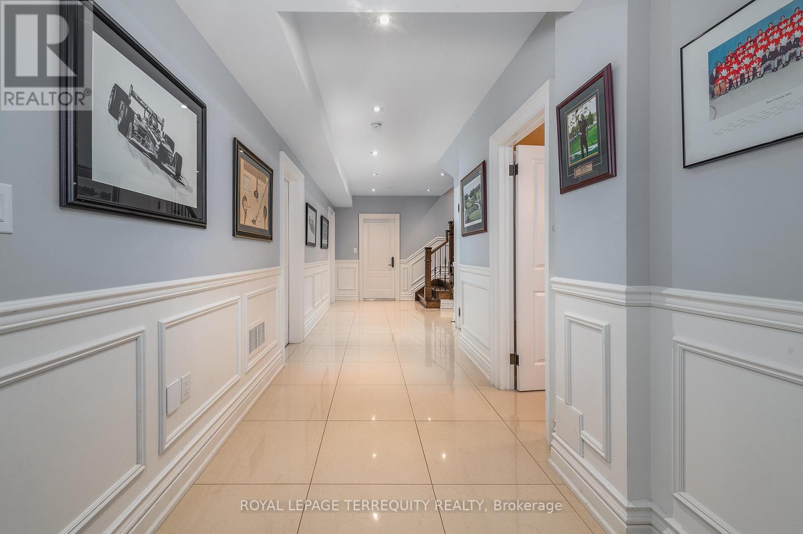 11 Chestnut Hills Parkway, Toronto, Ontario  M9A 3P7 - Photo 40 - W12982828