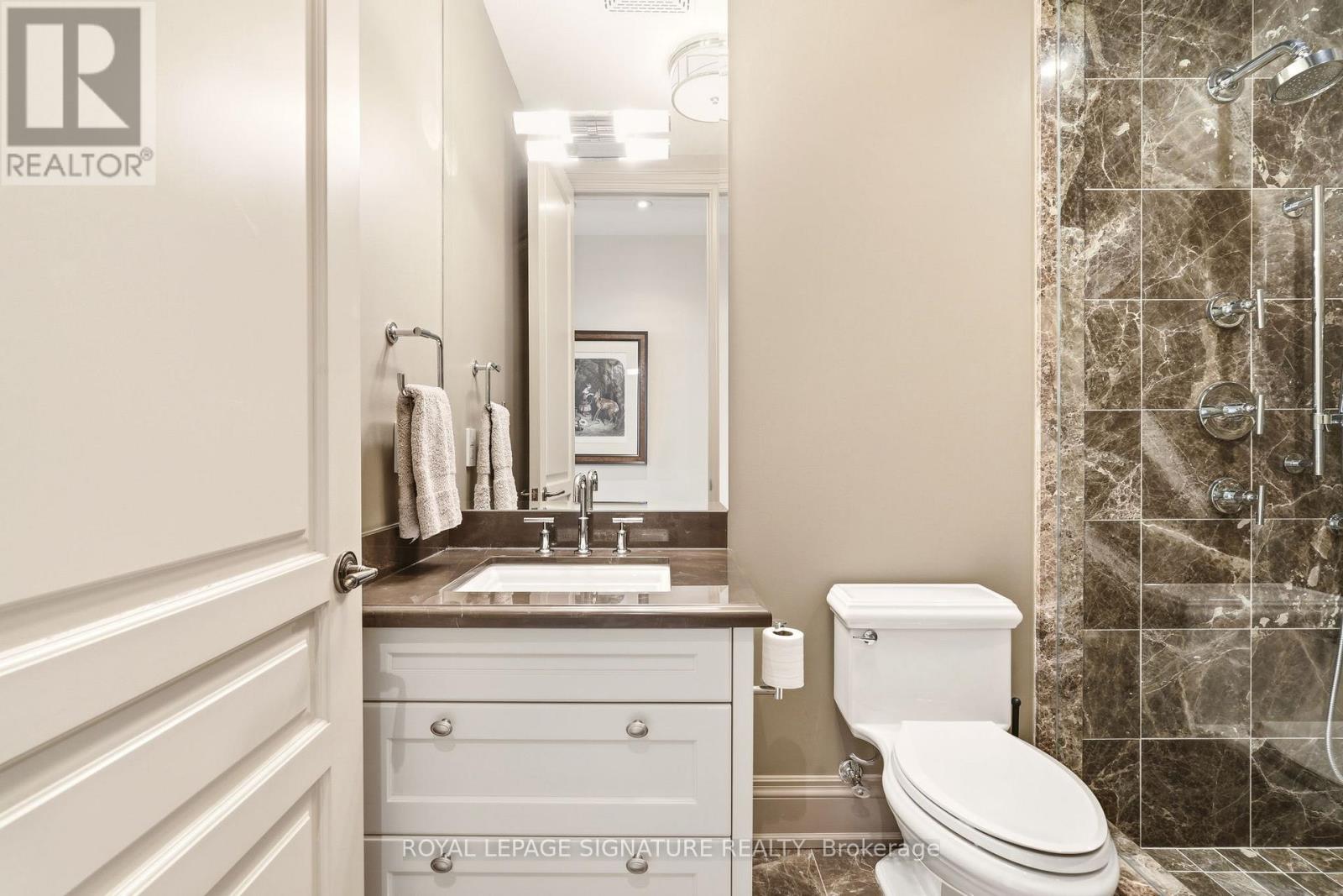 1101 - 111 Forsythe Street, Oakville, Ontario  L6K 3J9 - Photo 10 - W12982856