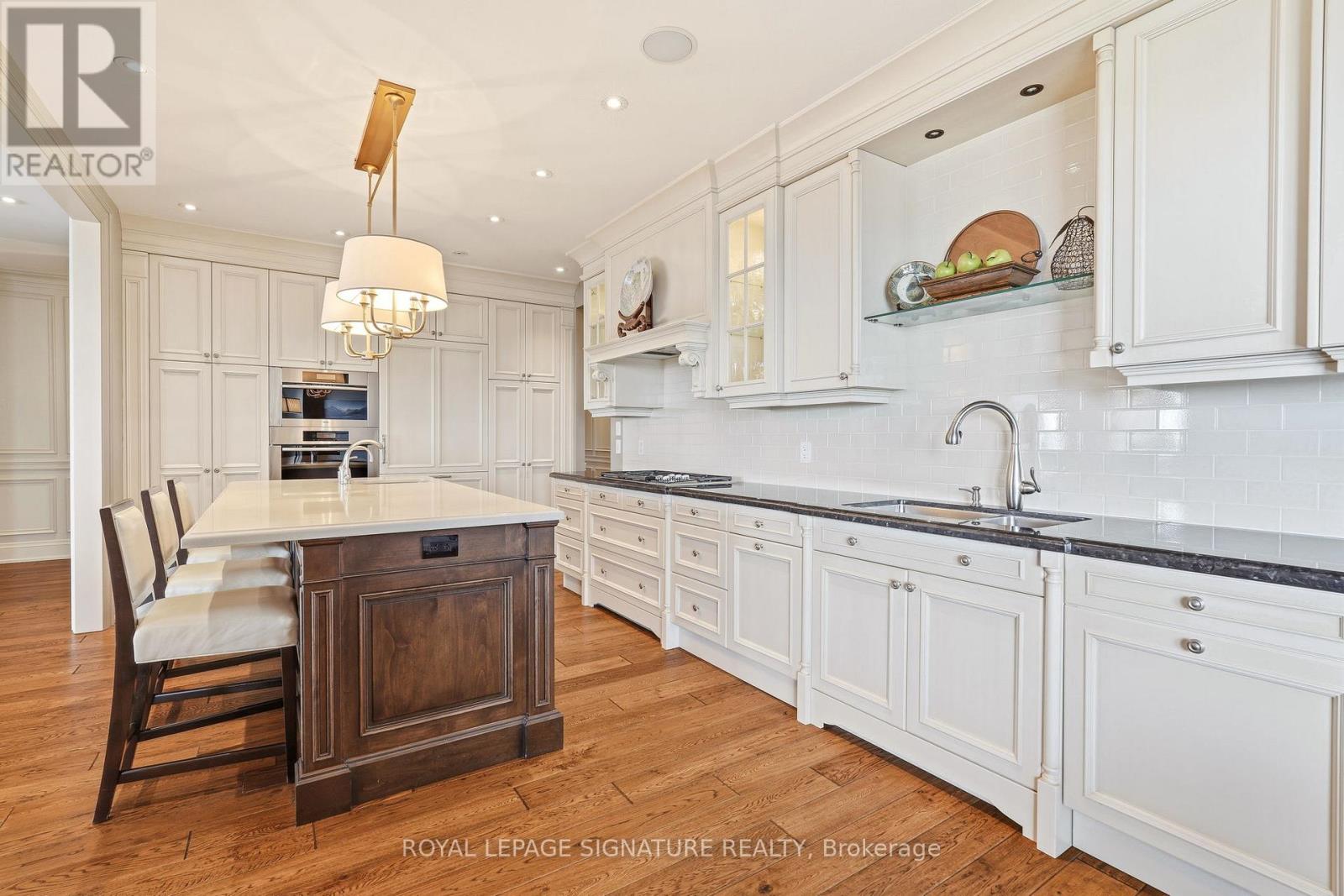 1101 - 111 Forsythe Street, Oakville, Ontario  L6K 3J9 - Photo 22 - W12982856