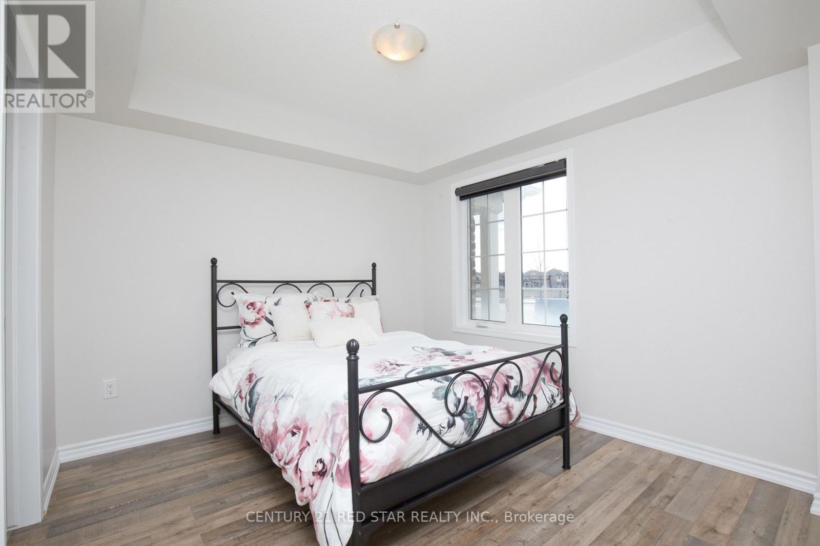 458 Remembrance Road, Brampton (Northwest Brampton), Ontario  L7A 5E1 - Photo 10 - W12982864