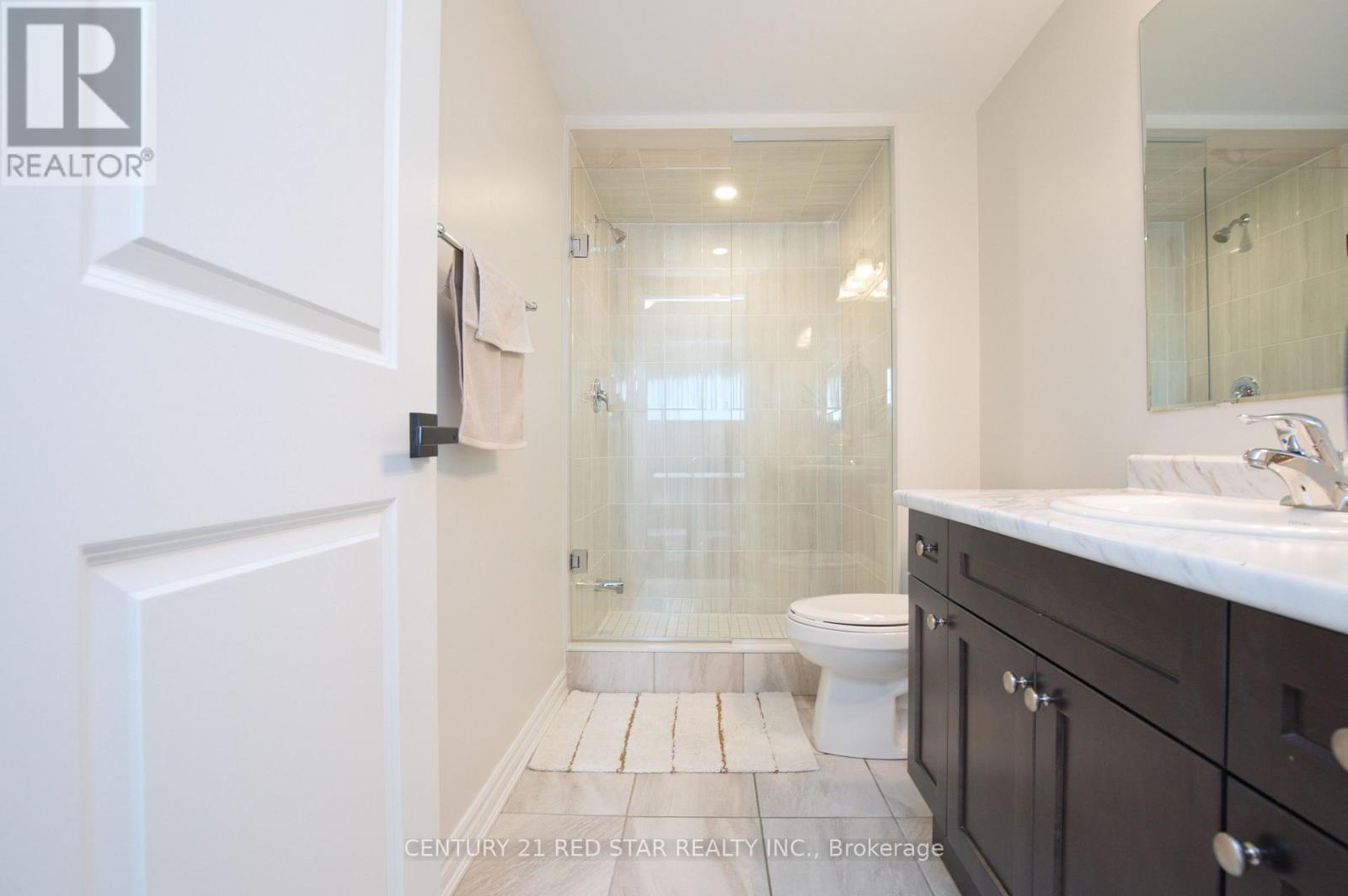 458 Remembrance Road, Brampton (Northwest Brampton), Ontario  L7A 5E1 - Photo 12 - W12982864