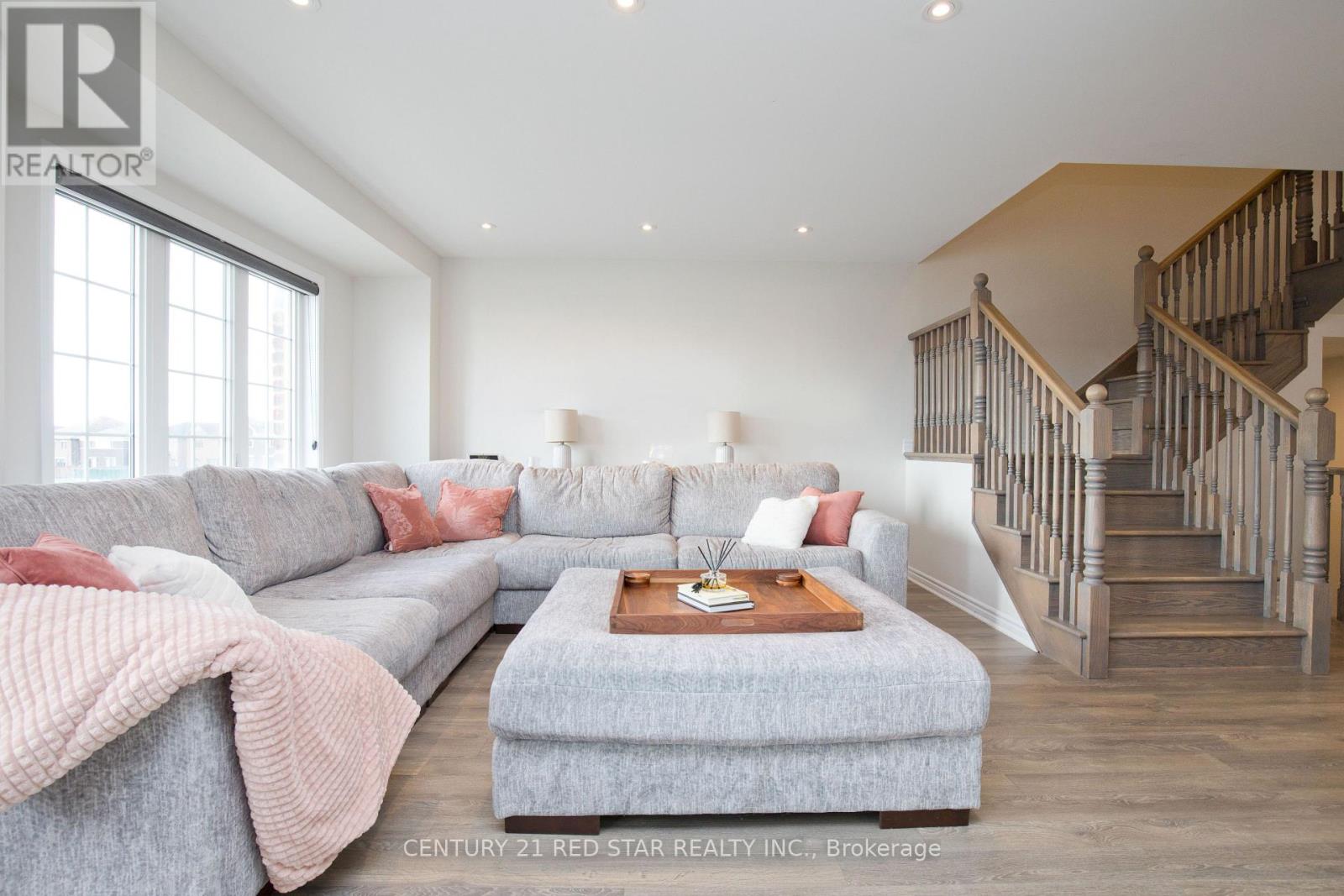 458 Remembrance Road, Brampton (Northwest Brampton), Ontario  L7A 5E1 - Photo 18 - W12982864