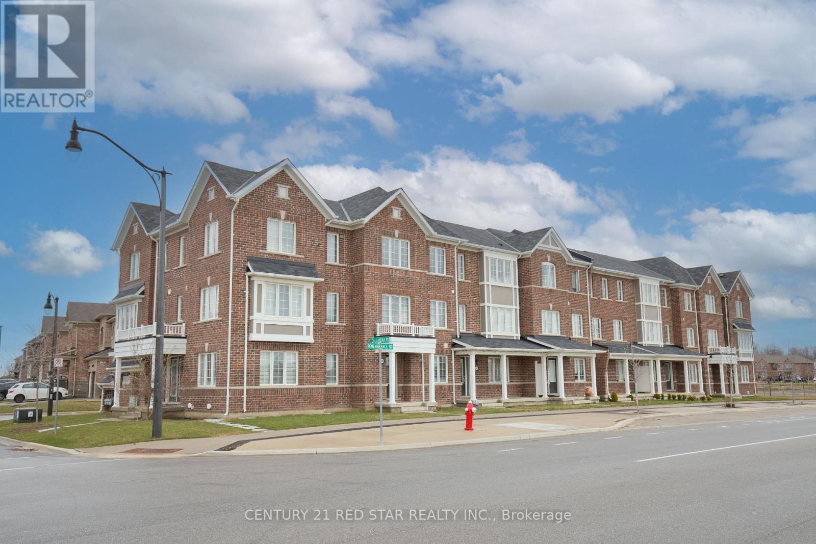 458 Remembrance Road, Brampton (Northwest Brampton), Ontario  L7A 5E1 - Photo 2 - W12982864