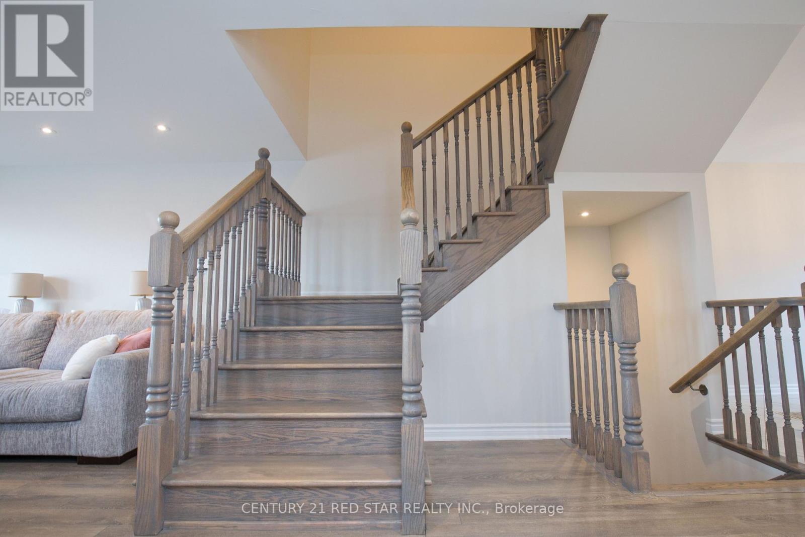 458 Remembrance Road, Brampton (Northwest Brampton), Ontario  L7A 5E1 - Photo 34 - W12982864