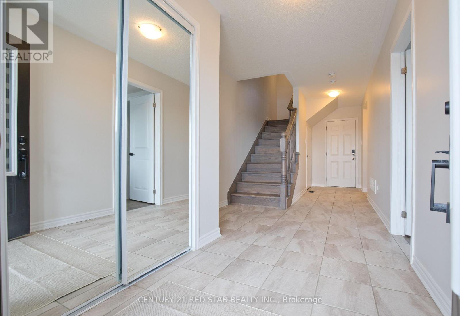 458 Remembrance Road, Brampton (Northwest Brampton), Ontario  L7A 5E1 - Photo 7 - W12982864