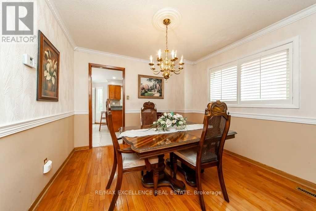 30 Ballycastle Crescent, Brampton, Ontario  L6Z 2T6 - Photo 21 - W12982874