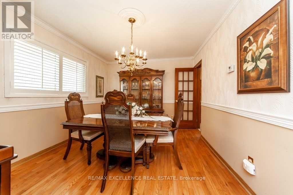 30 Ballycastle Crescent, Brampton, Ontario  L6Z 2T6 - Photo 22 - W12982874