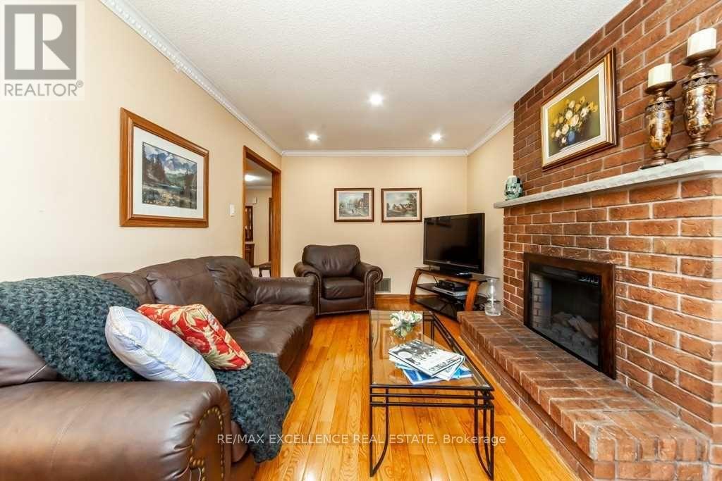 30 Ballycastle Crescent, Brampton, Ontario  L6Z 2T6 - Photo 30 - W12982874