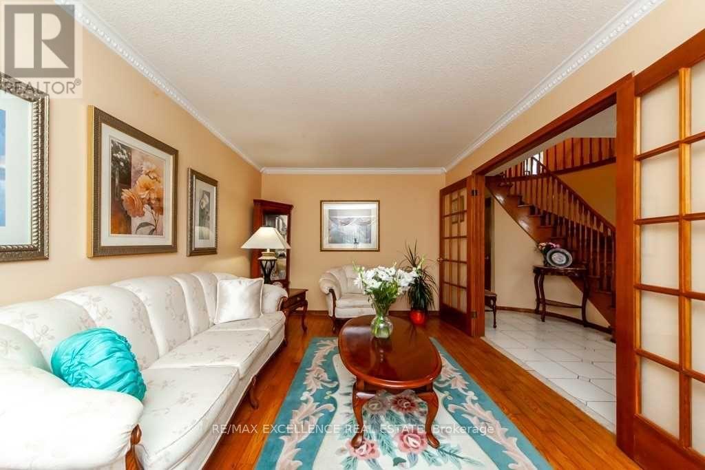 30 Ballycastle Crescent, Brampton, Ontario  L6Z 2T6 - Photo 32 - W12982874