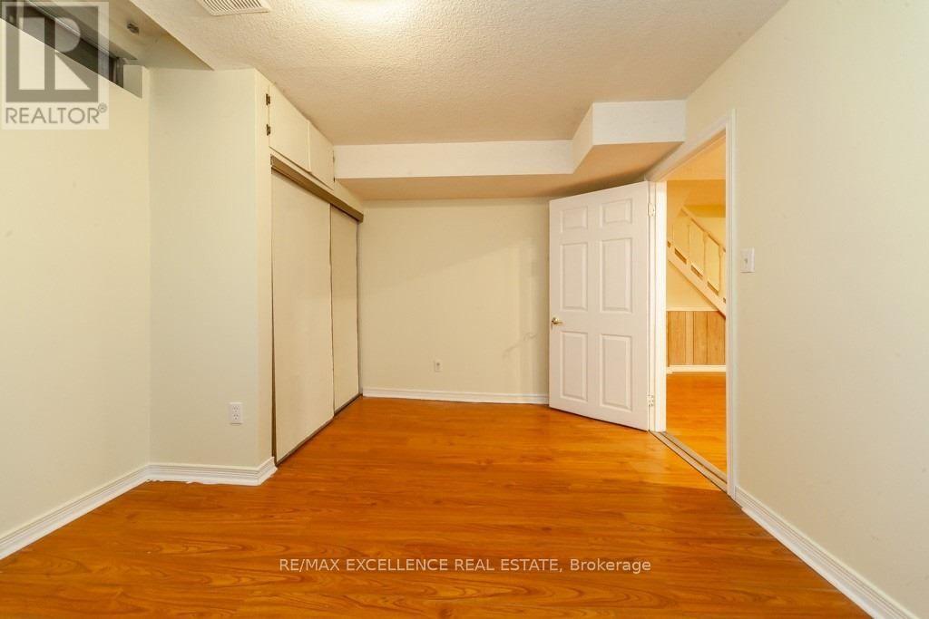 30 Ballycastle Crescent, Brampton, Ontario  L6Z 2T6 - Photo 37 - W12982874