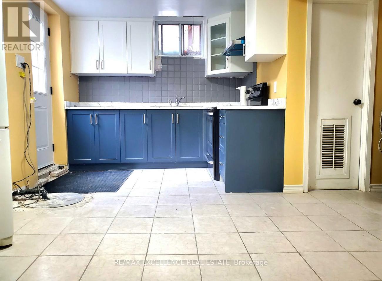 30 Ballycastle Crescent, Brampton, Ontario  L6Z 2T6 - Photo 40 - W12982874