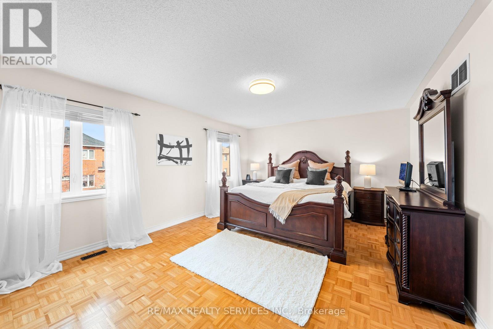 20 Strathdale Road, Brampton, Ontario  L6P 2Y1 - Photo 29 - W12982898