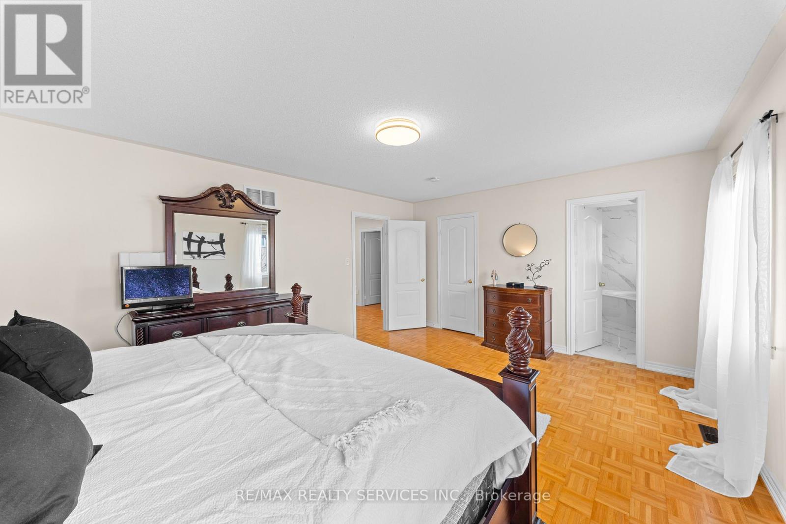 20 Strathdale Road, Brampton, Ontario  L6P 2Y1 - Photo 30 - W12982898