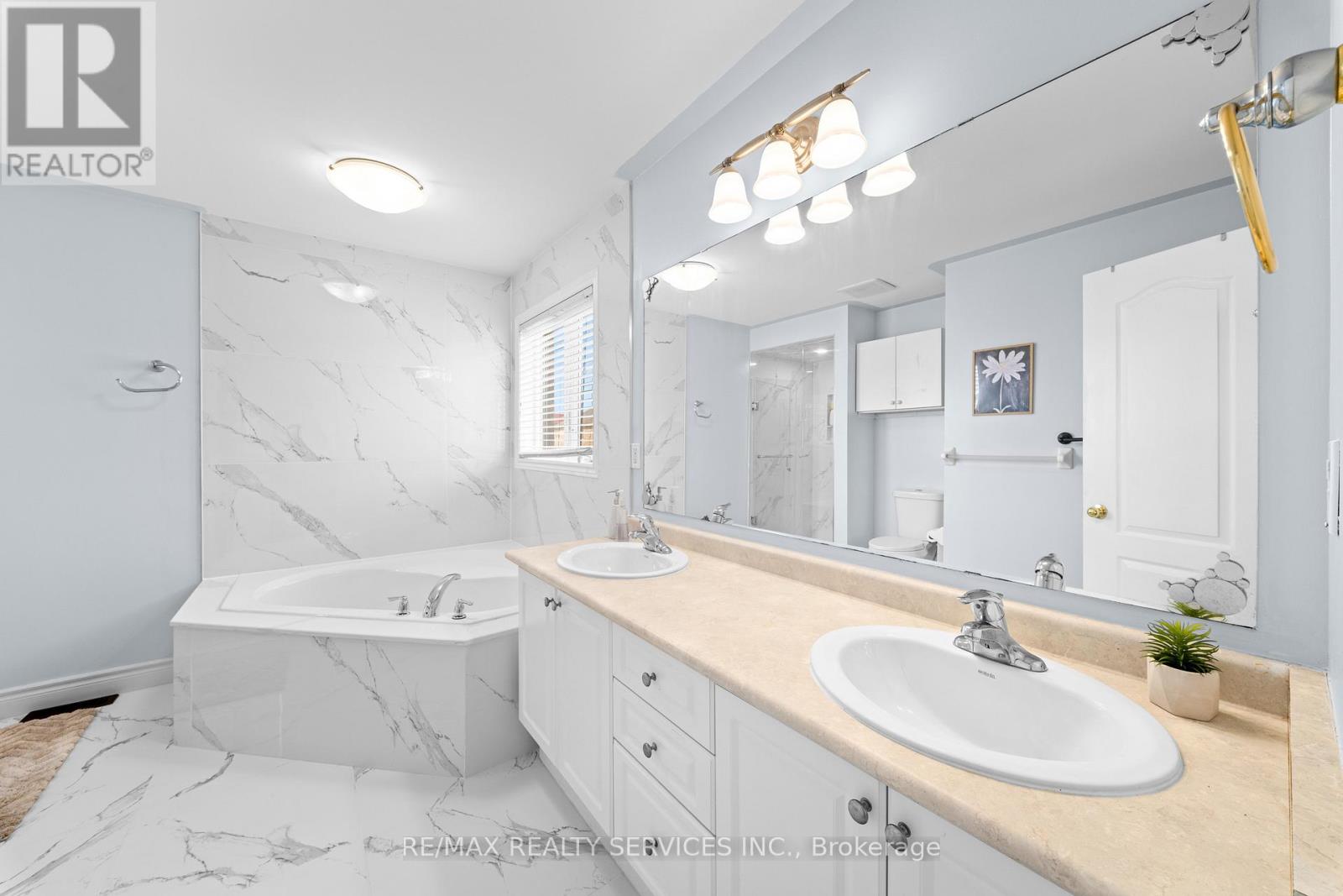 20 Strathdale Road, Brampton, Ontario  L6P 2Y1 - Photo 31 - W12982898