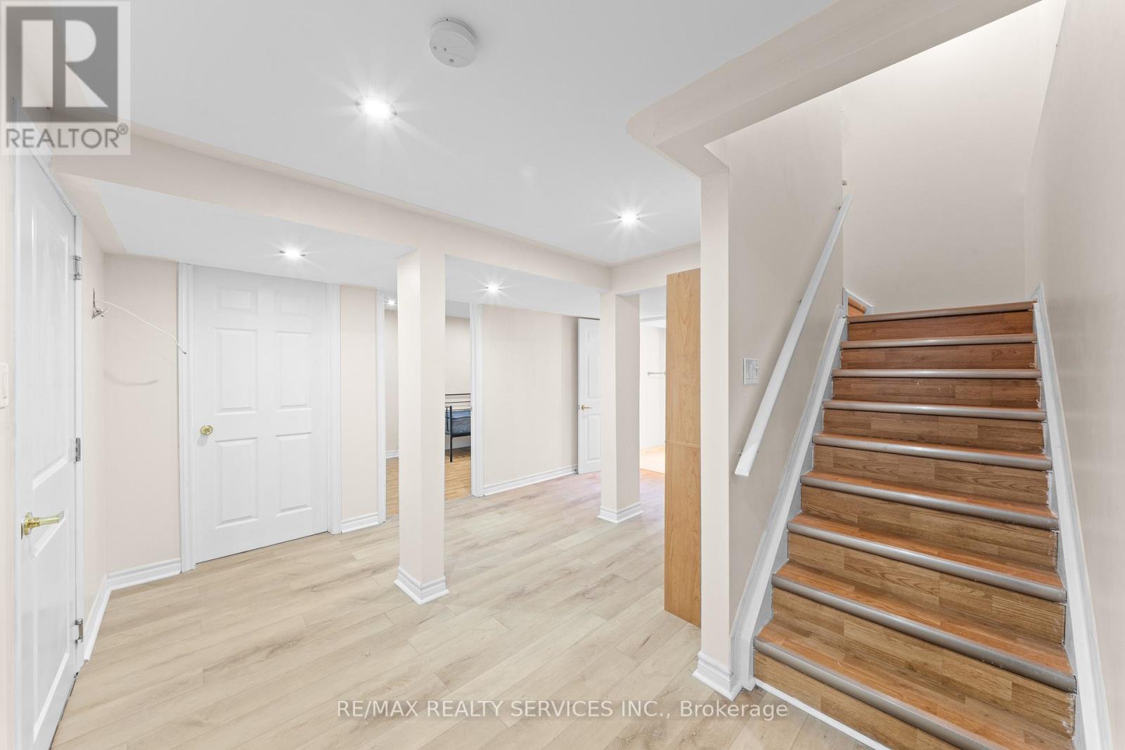 20 Strathdale Road, Brampton, Ontario  L6P 2Y1 - Photo 42 - W12982898