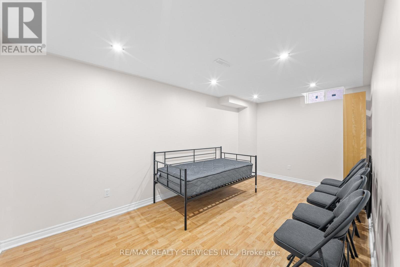 20 Strathdale Road, Brampton, Ontario  L6P 2Y1 - Photo 43 - W12982898