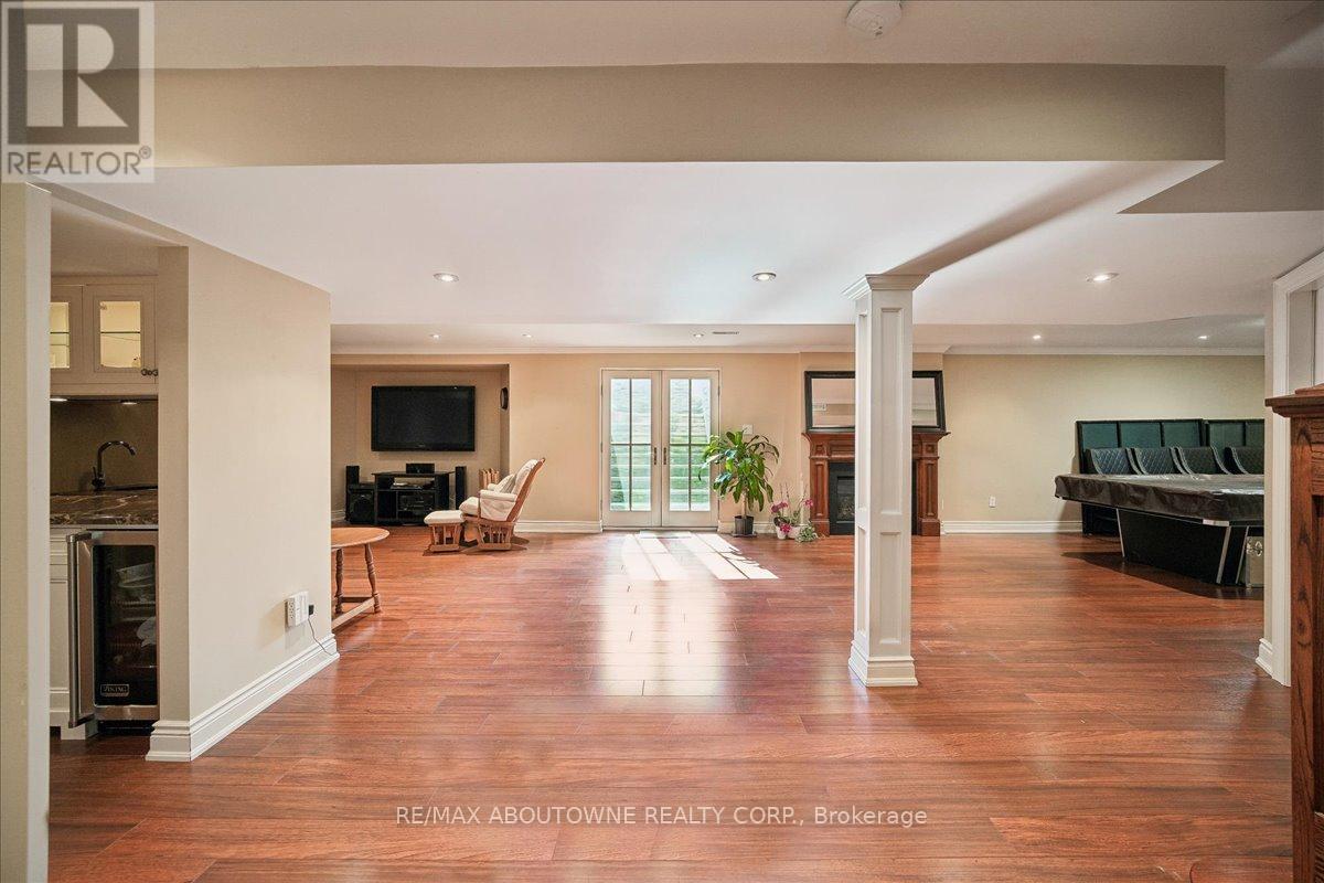 1494 The Links Drive, Oakville, Ontario  L6M 2P2 - Photo 27 - W12982924