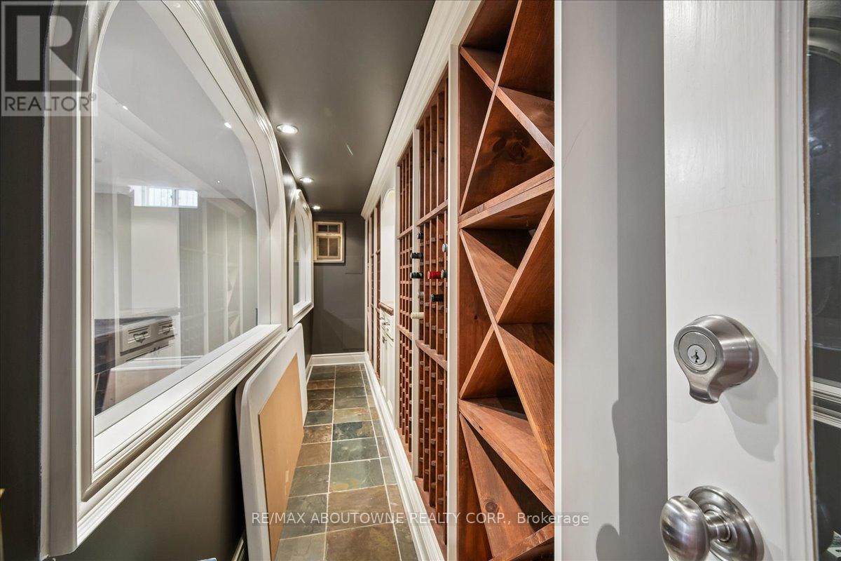 1494 The Links Drive, Oakville, Ontario  L6M 2P2 - Photo 31 - W12982924