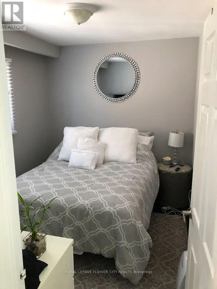 2 - 191 Cabana Drive N, Toronto, Ontario  M9L 1L2 - Photo 5 - W12982934