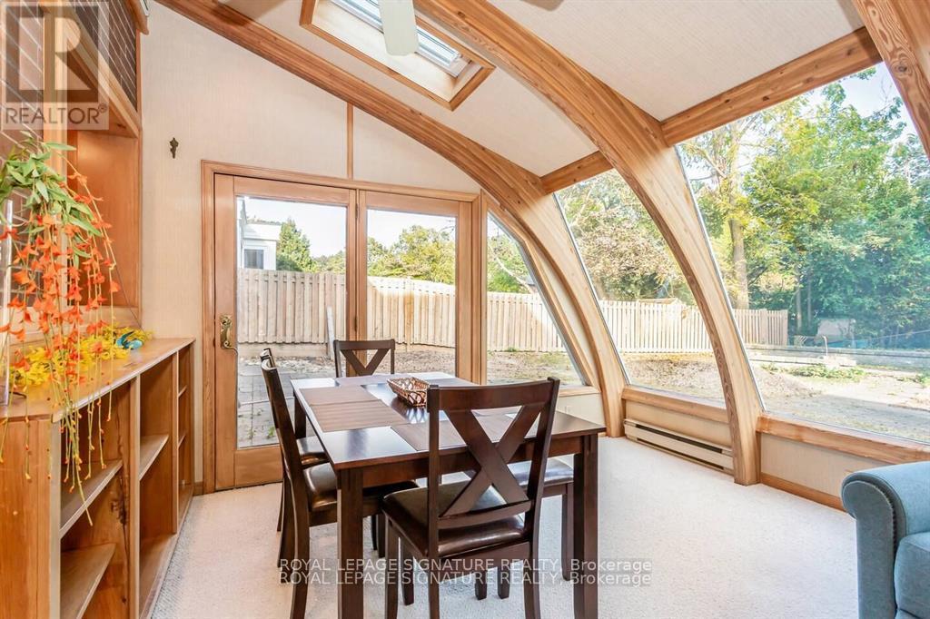 153 Ulster Drive, Oakville, Ontario  L6L 3P3 - Photo 11 - W12982936