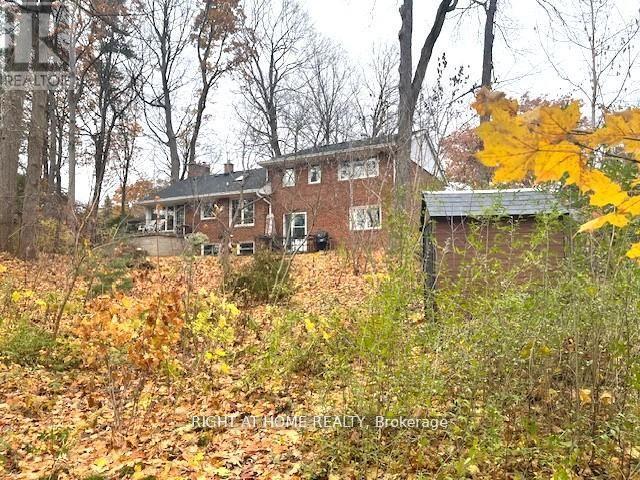 1445 Ryan Place, Mississauga, Ontario  L5C 1J7 - Photo 39 - W12982972