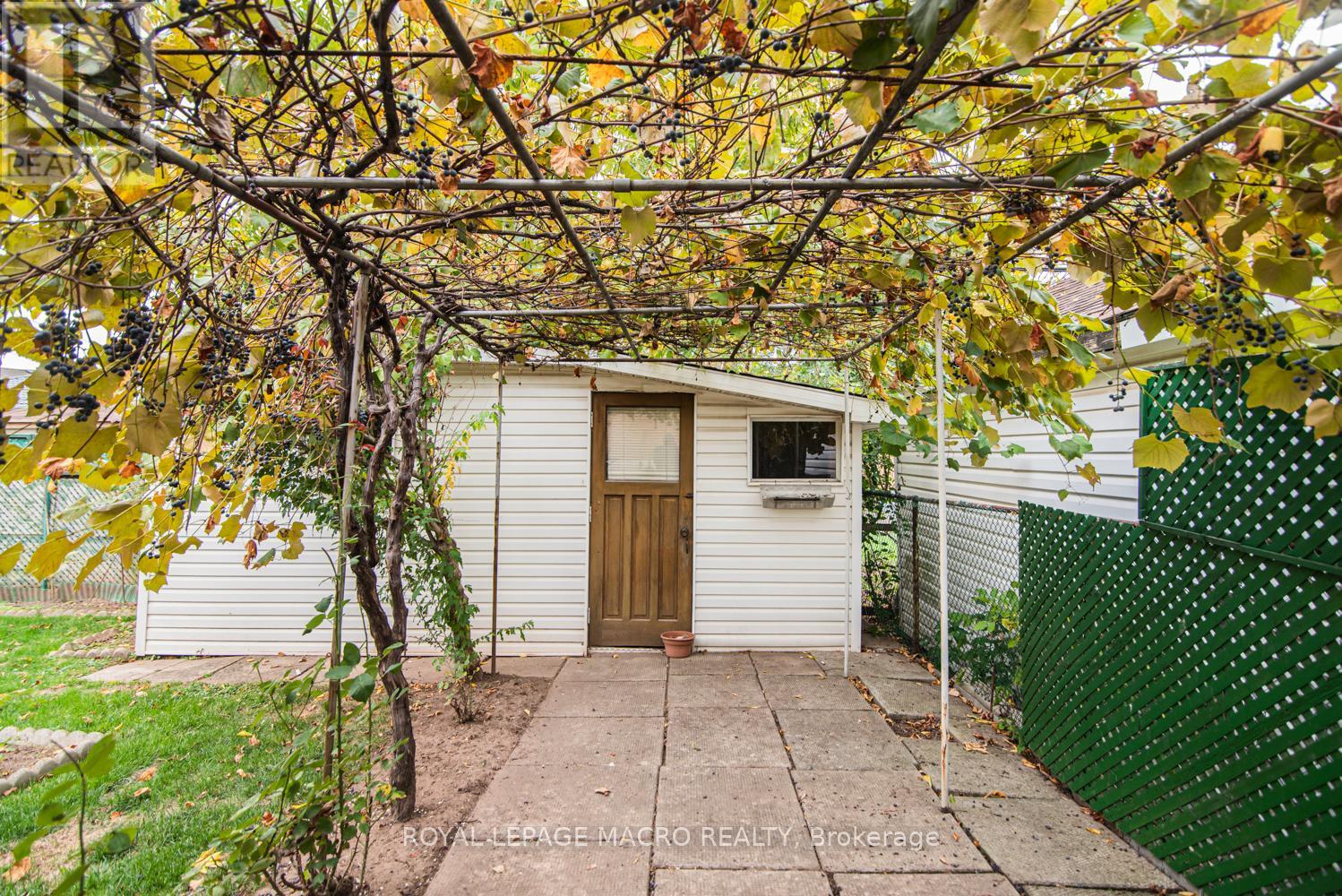 31 Adair Avenue N, Hamilton, Ontario  L8H 6A5 - Photo 42 - X12981288