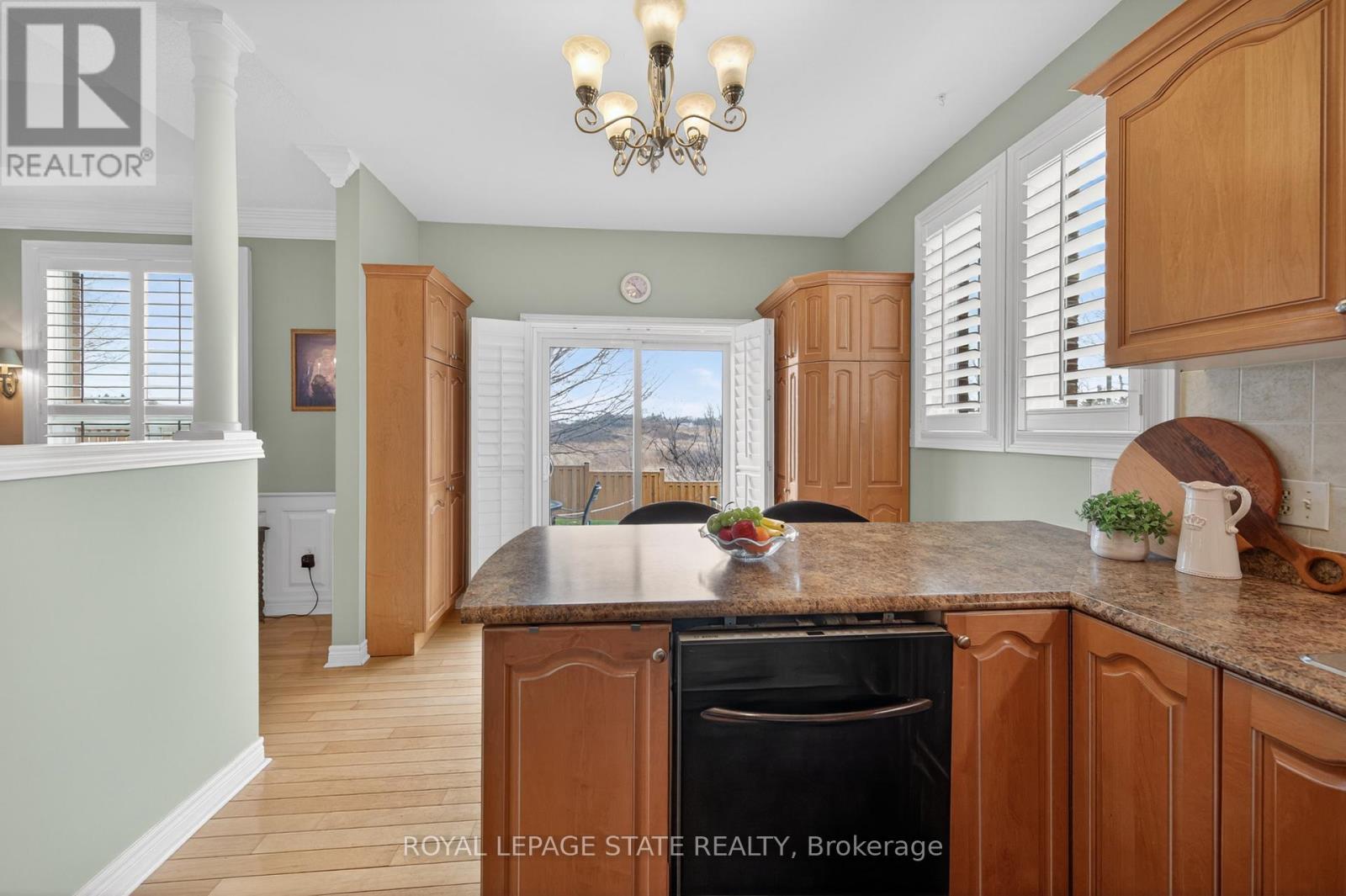 63 - 16 Northernbreeze Street, Hamilton, Ontario  L0R 1W0 - Photo 12 - X12982880