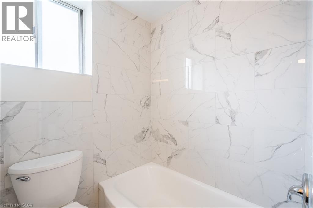 2433 First Street Unit# 9, Burlington, Ontario  L7R 1C7 - Photo 33 - 40819576