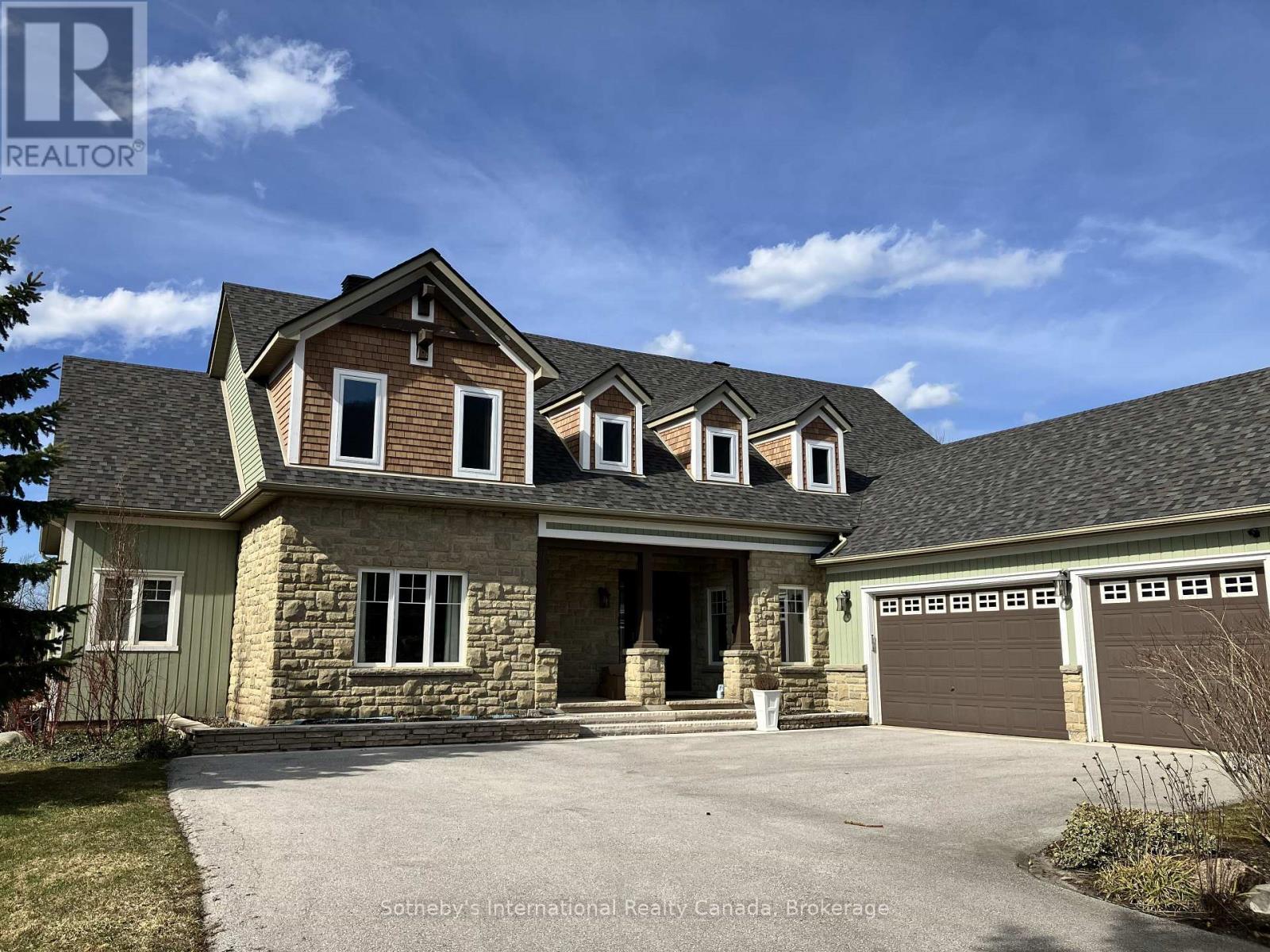 103 Barton Boulevard, Blue Mountains, Ontario N0H 1J0 - Photo 1 - X12983044