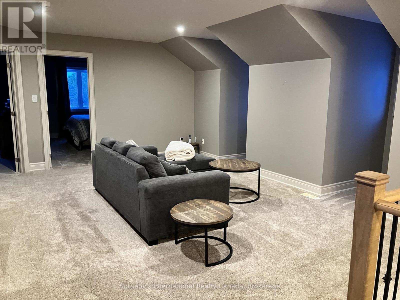 103 Barton Boulevard, Blue Mountains, Ontario N0H 1J0 - Photo 12 - X12983044