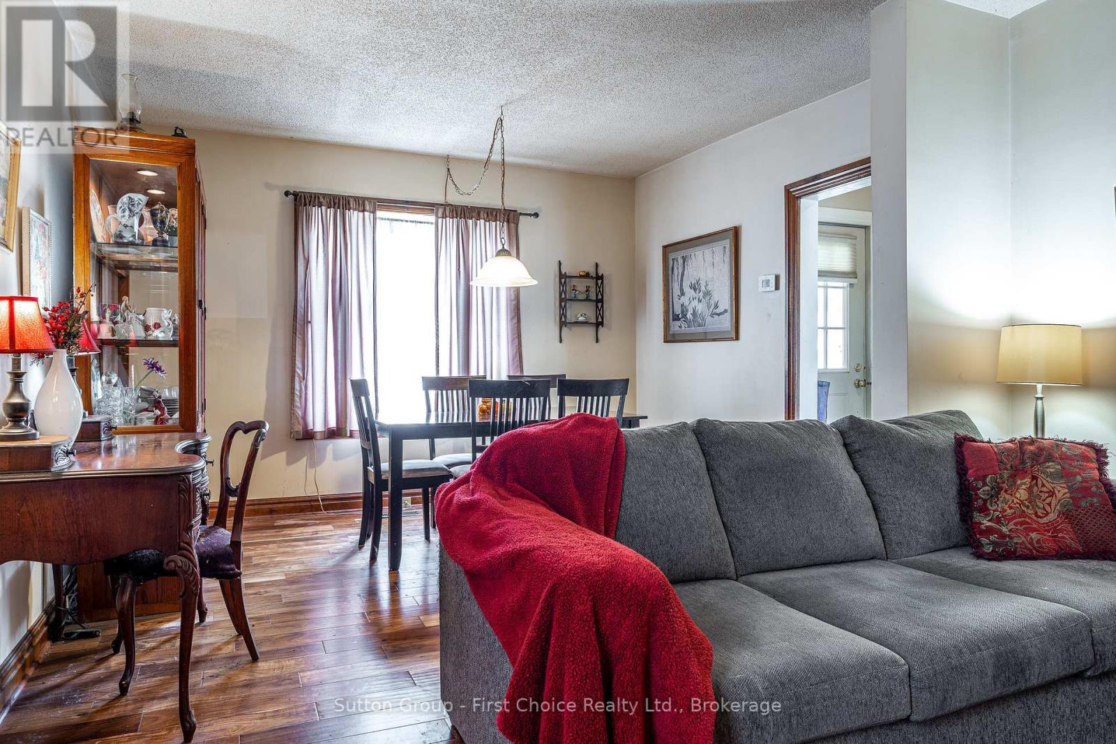 141 Perth Street, Stratford, Ontario N5A 3Y1 - Photo 14 - X12983104