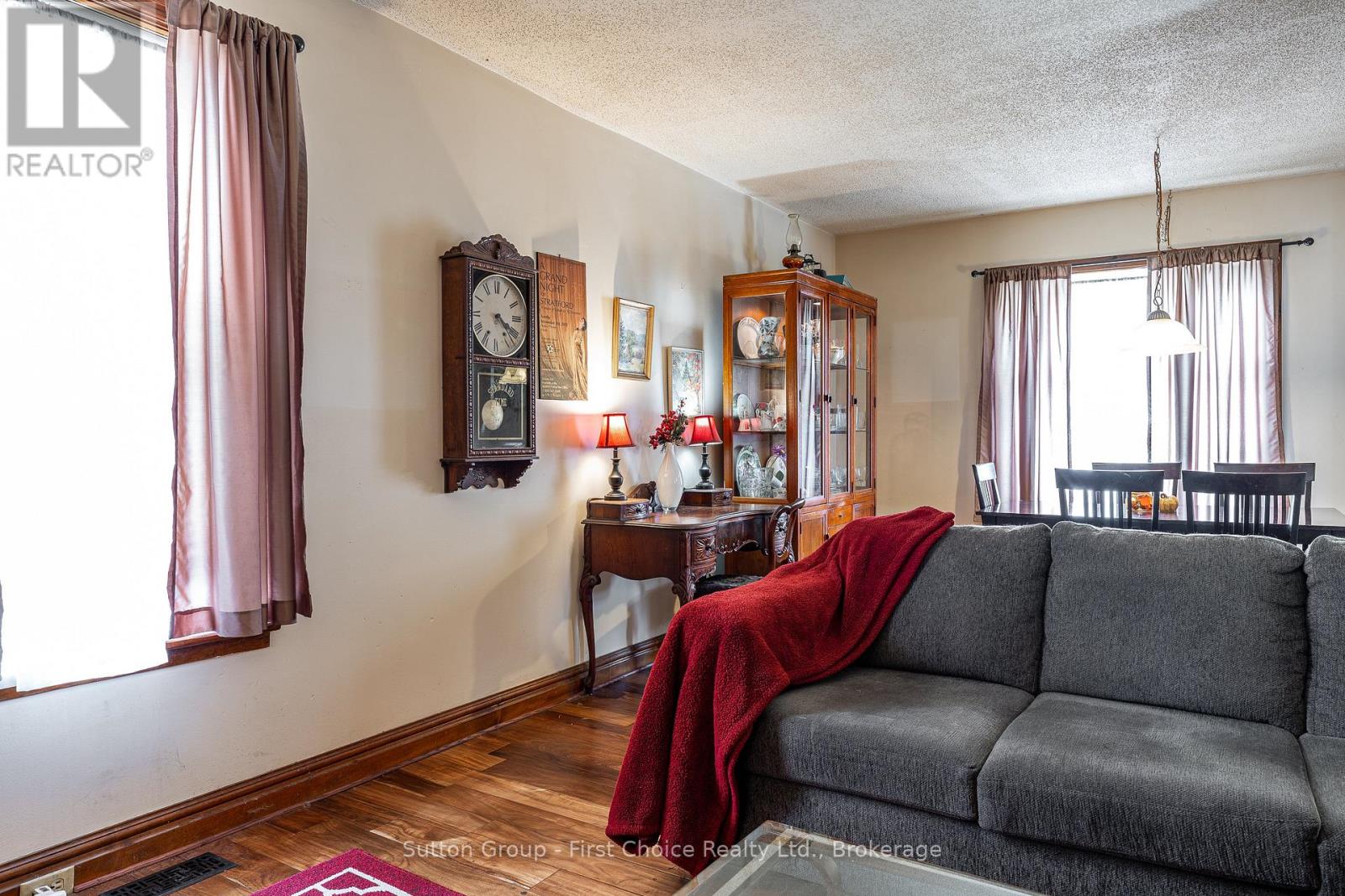 141 Perth Street, Stratford, Ontario N5A 3Y1 - Photo 15 - X12983104