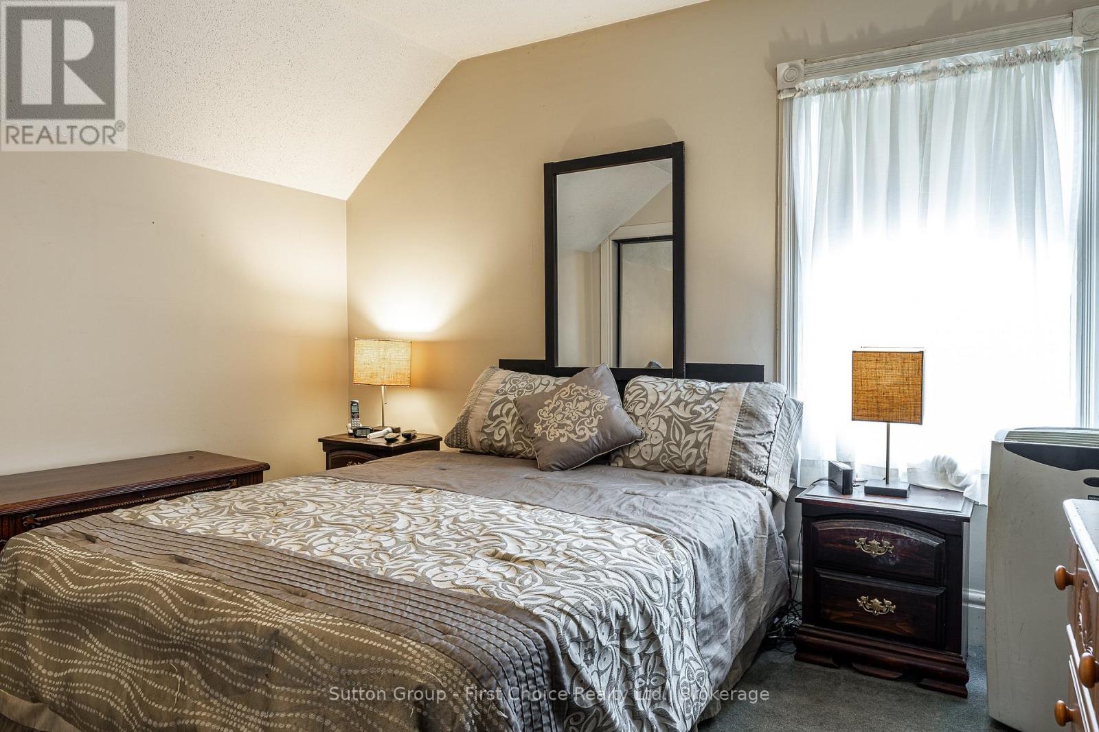 141 Perth Street, Stratford, Ontario N5A 3Y1 - Photo 29 - X12983104