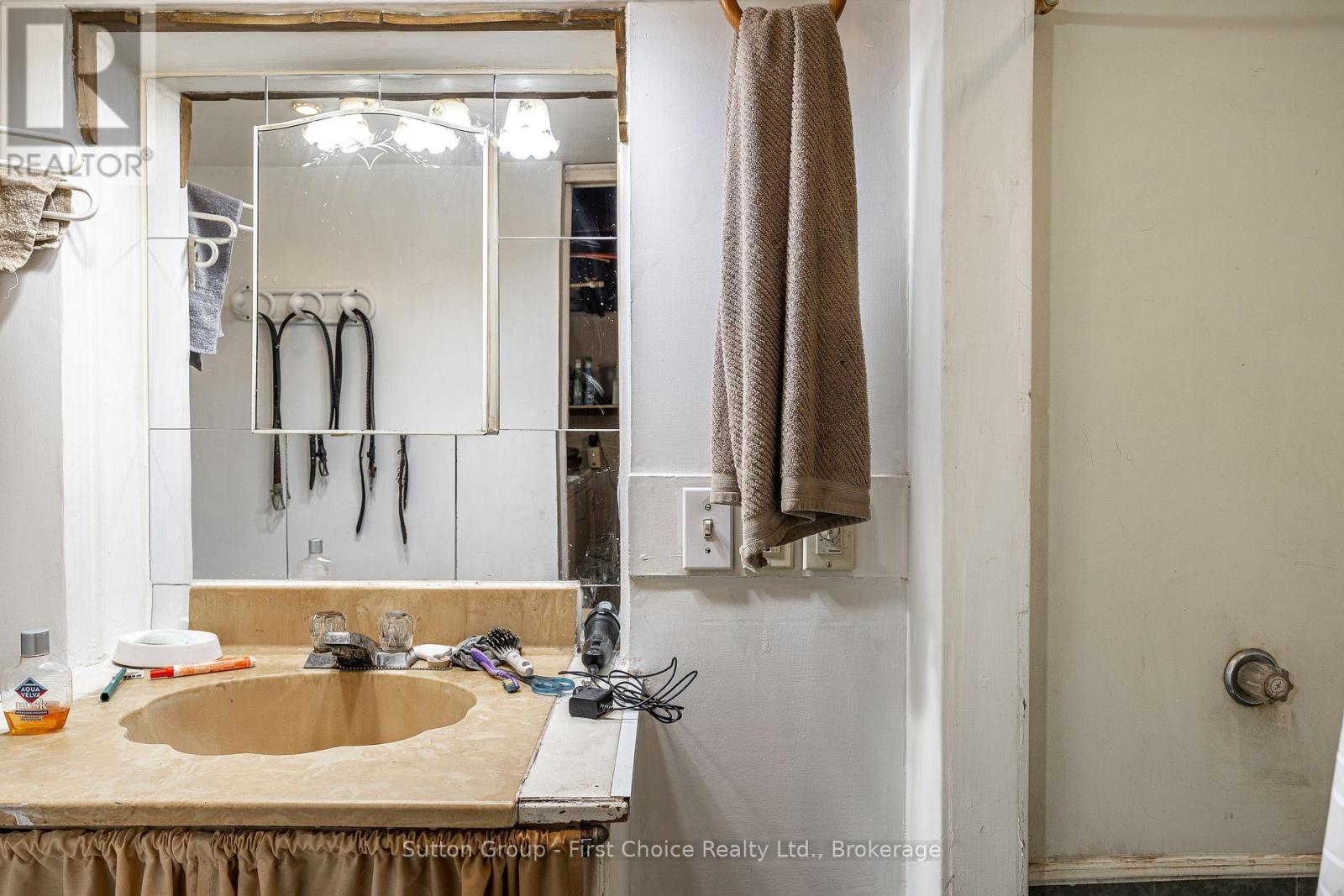 141 Perth Street, Stratford, Ontario N5A 3Y1 - Photo 35 - X12983104